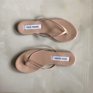 Steve Madden Flip-Flop